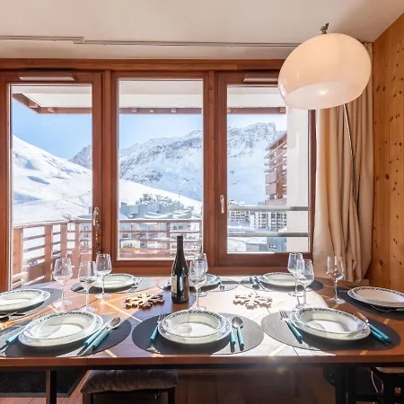 Appartement Le Curling B - Val Claret-41 By Interhome *
