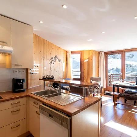 Le Curling B - Val Claret-41 By Interhome Appartement