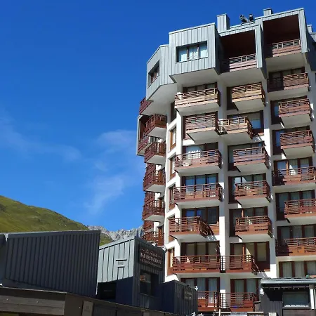 Le Curling B - Val Claret-41 By Interhome Apartment