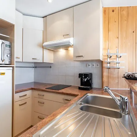 Apartment Le Curling B - Val Claret-41 By Interhome
